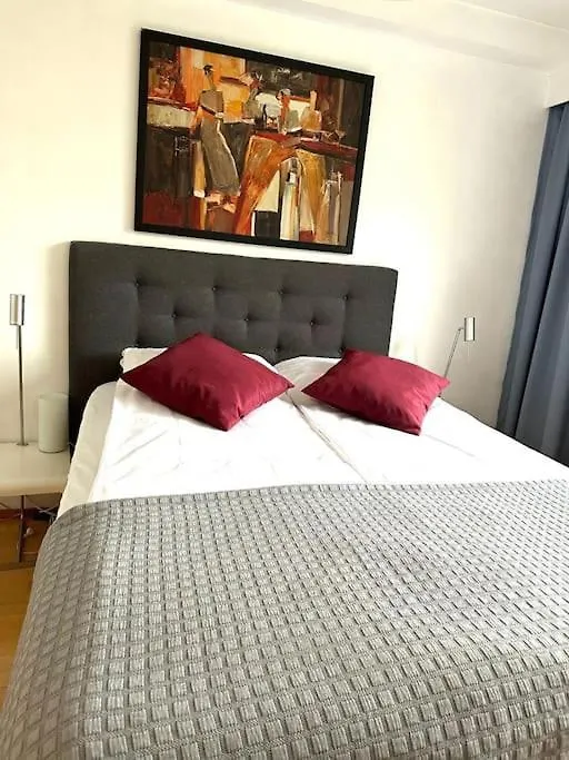 Spacious 2 Rooms Apartment In Helsinki Design District, Own Balcony
